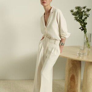 Aritzia Effortless Pant